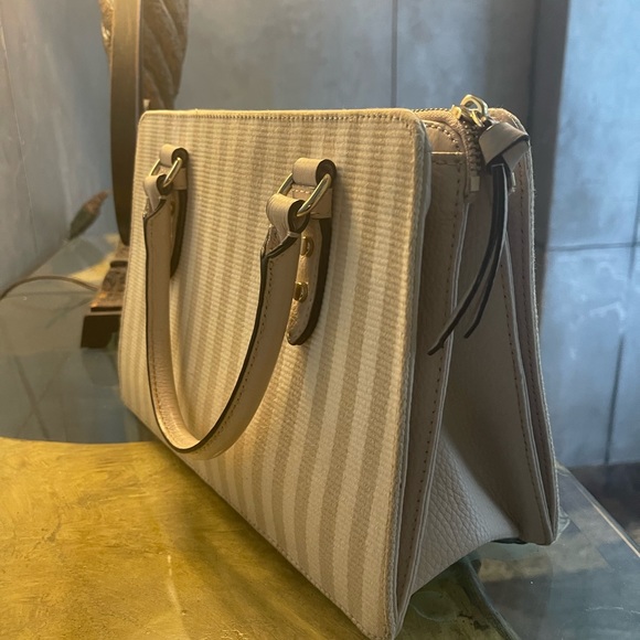 Kate Spade - Picture 3 of 6